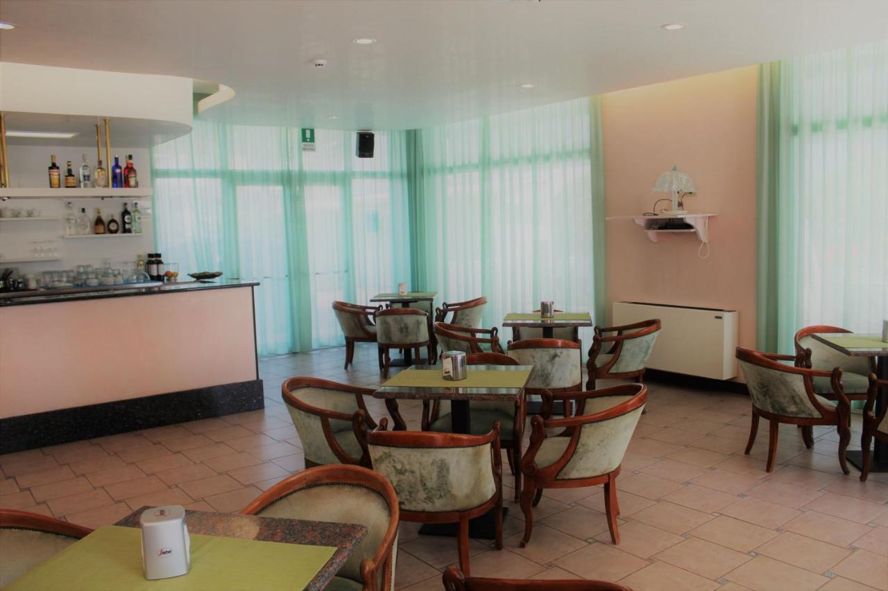 Hotel Palme Park & Beach Included Lido di Jesolo Eksteriør bilde